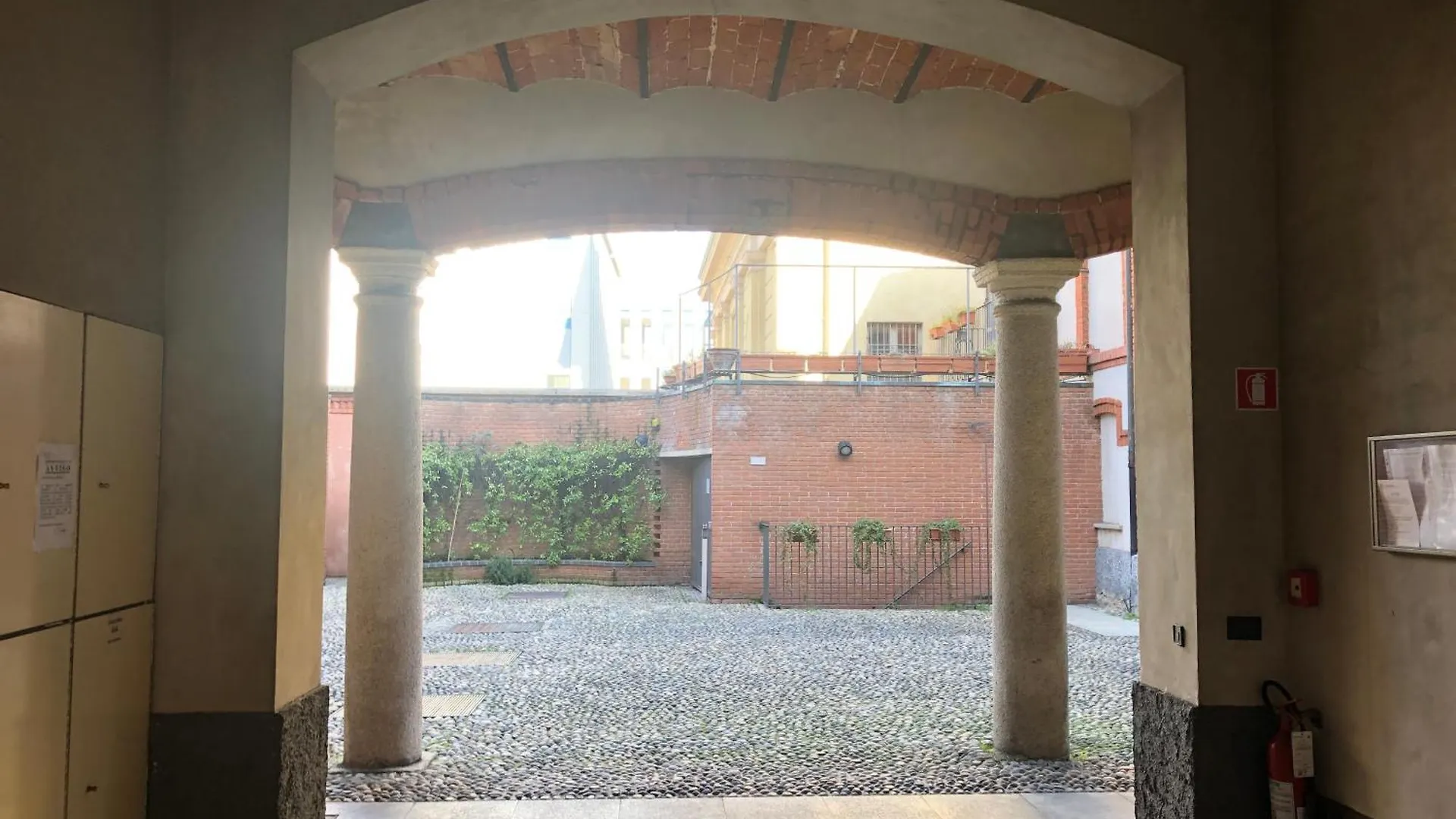 Sage House - Carozzi Apartments Mediolan 0*,