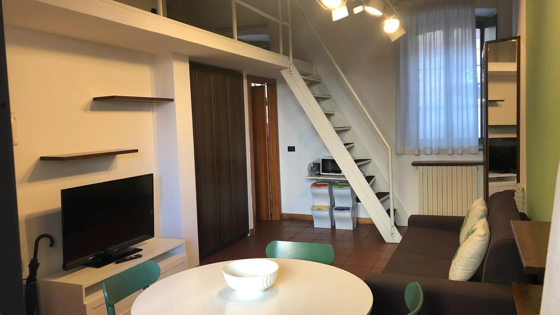 Sage House - Carozzi Apartments Mediolan